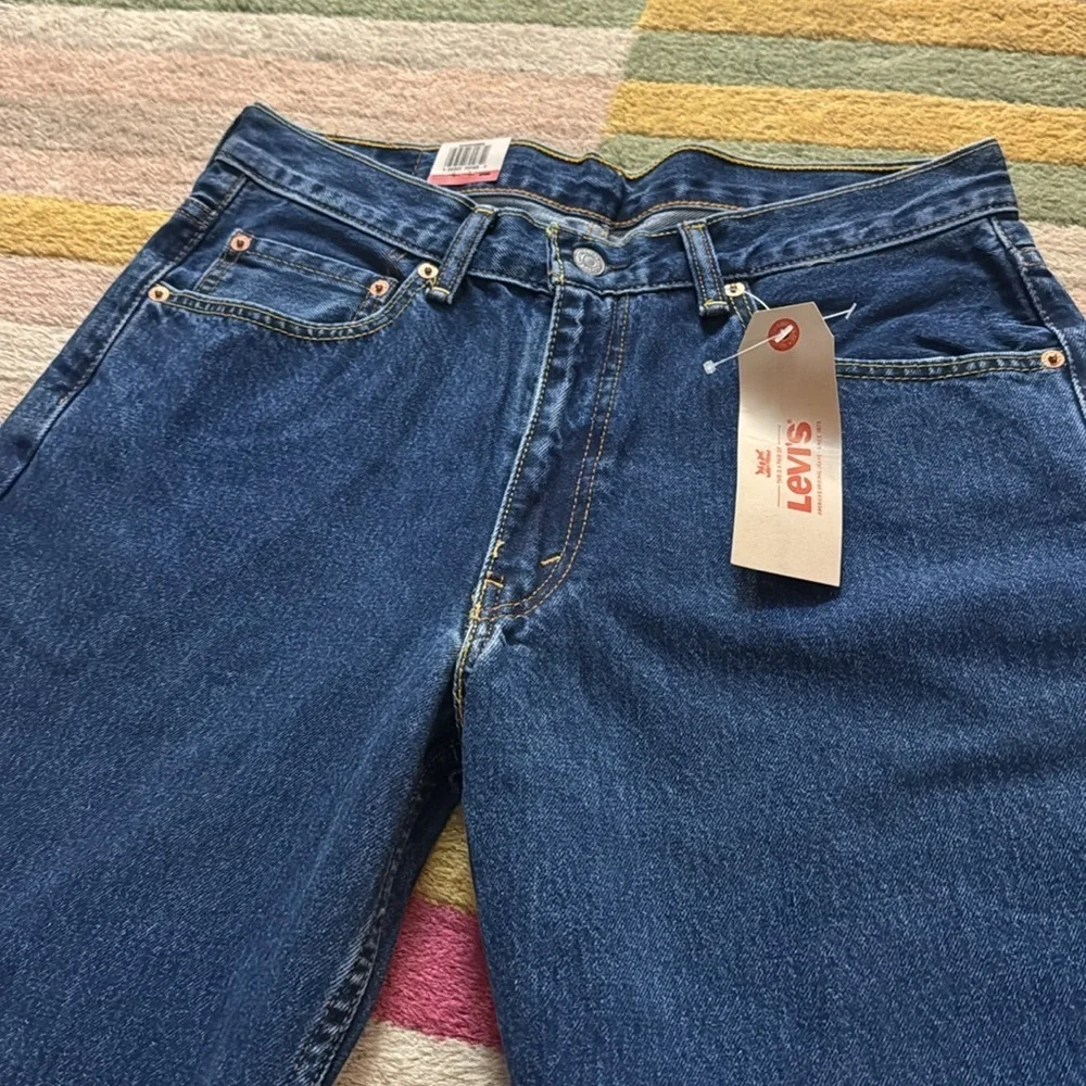 NWT Levi’s 550 relaxed jeans  for men’s size 34x30
